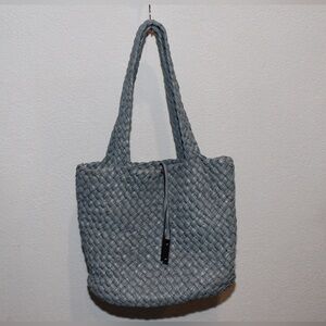 Calvin Klein Naomi Woven Tote Bag Summer Bag